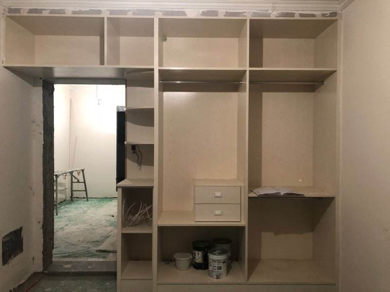 家裝柜子是請木工打柜子好還是全屋定制柜子好，哪種更劃算